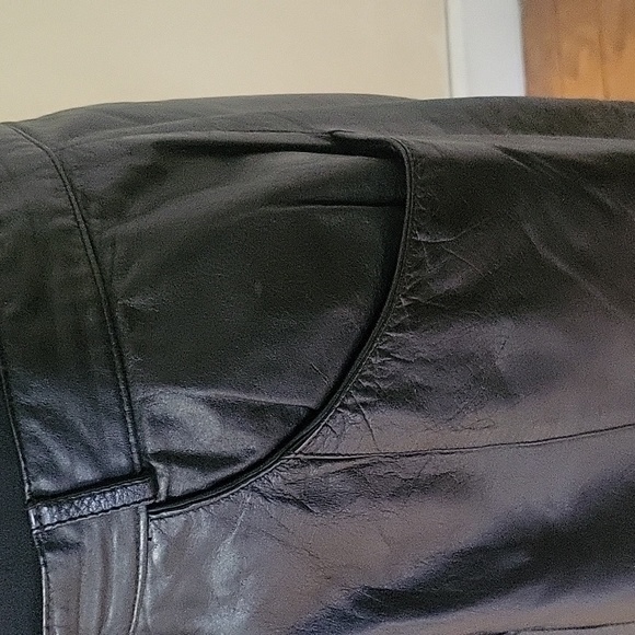 Calliope Vintage Soft Supple Black Leather Skirt W Front Zipper And Snap - Picture 2 of 10